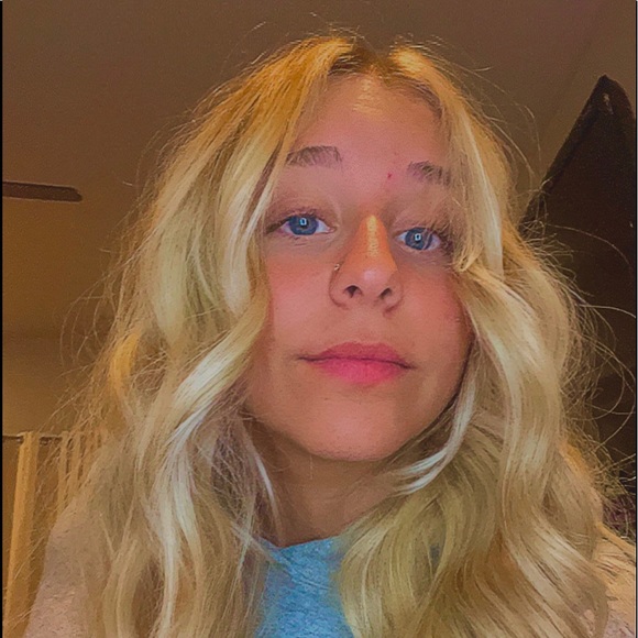 olivia_stange